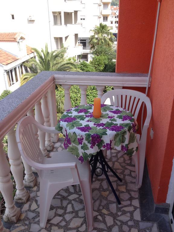 Apartments Holiday Будва Стая снимка