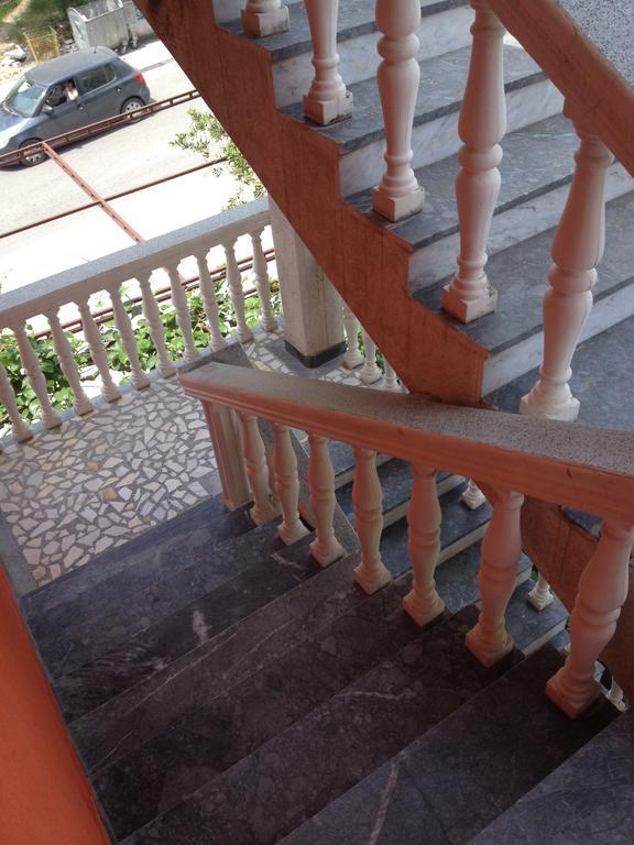Apartments Holiday Будва Екстериор снимка