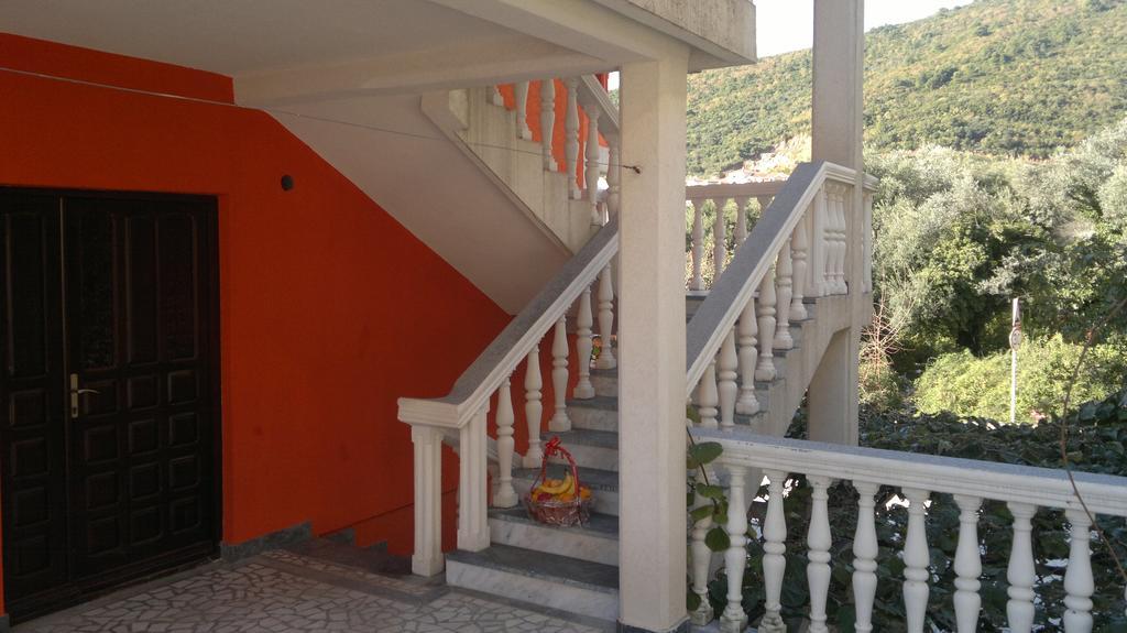 Apartments Holiday Будва Екстериор снимка